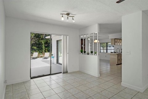 Villa ou maison à vendre à Spring Hill, Floride: 2 chambres, 124.12 m2 № 1905599 - photo 13