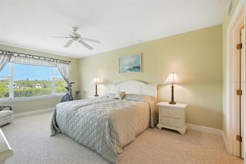 Condo in New Smyrna Beach, Florida, 2 bedrooms  № 1893922 - photo 26