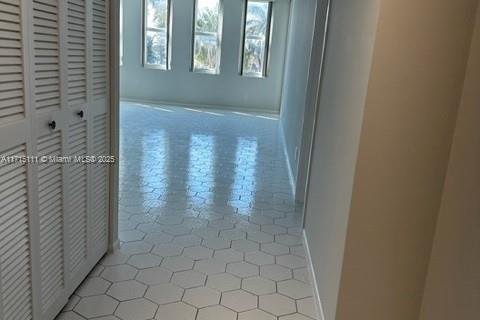 Condo in Miami Beach, Florida, 1 bedroom  № 1938323 - photo 19