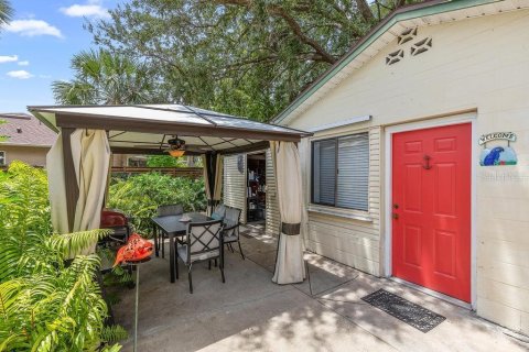 House in New Smyrna Beach, Florida 3 bedrooms, 178.37 sq.m. № 1806901 - photo 19