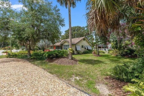 House in New Smyrna Beach, Florida 3 bedrooms, 178.37 sq.m. № 1806901 - photo 3