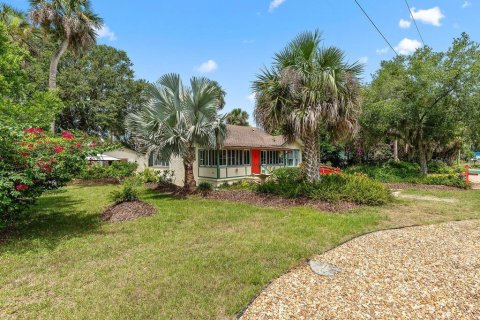 House in New Smyrna Beach, Florida 3 bedrooms, 178.37 sq.m. № 1806901 - photo 4
