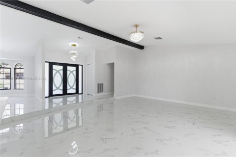 Casa en venta en Hudson, Florida, 3 dormitorios, 186.92 m2 № 2146461 - foto 2