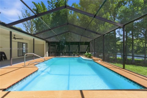 Casa en venta en Hudson, Florida, 3 dormitorios, 186.92 m2 № 2146461 - foto 5