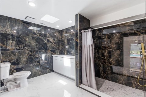 Casa en venta en Hudson, Florida, 3 dormitorios, 186.92 m2 № 2146461 - foto 4