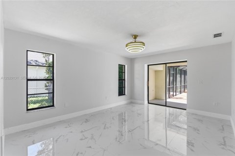 Casa en venta en Hudson, Florida, 3 dormitorios, 186.92 m2 № 2146461 - foto 9