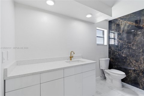 Casa en venta en Hudson, Florida, 3 dormitorios, 186.92 m2 № 2146461 - foto 10
