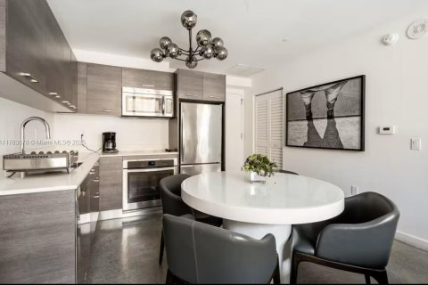 Снять в аренду кондоминиум в Майами, Флорида 1 спальня, 49.52м2, № 1958803 - фото 15