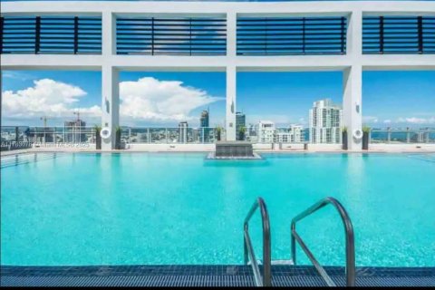 Снять в аренду кондоминиум в Майами, Флорида 1 спальня, 49.52м2, № 1958803 - фото 12