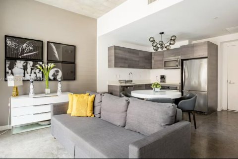 Снять в аренду кондоминиум в Майами, Флорида 1 спальня, 49.52м2, № 1958803 - фото 8