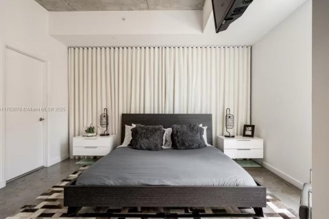 Снять в аренду кондоминиум в Майами, Флорида 1 спальня, 49.52м2, № 1958803 - фото 4