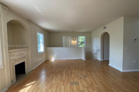 Condominio en venta en North Lauderdale, Florida, 2 dormitorios, 107.95 m2 № 2030189 - foto 4