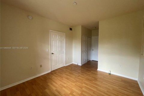 Condominio en venta en North Lauderdale, Florida, 2 dormitorios, 107.95 m2 № 2030189 - foto 9