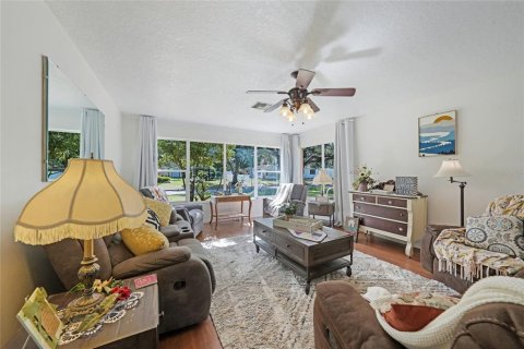 House in Arcadia, Florida 3 bedrooms, 227.89 sq.m. № 1656975 - photo 11