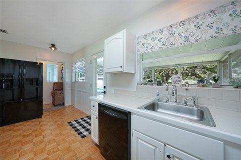 House in Arcadia, Florida 3 bedrooms, 227.89 sq.m. № 1656975 - photo 8