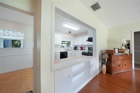 House in Arcadia, Florida 3 bedrooms, 227.89 sq.m. № 1656975 - photo 5