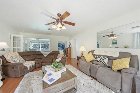 House in Arcadia, Florida 3 bedrooms, 227.89 sq.m. № 1656975 - photo 13