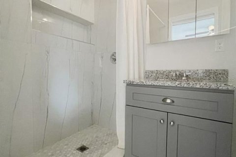 Apartamento en alquiler en Saint Petersburg, Florida, 1 dormitorio, 46.45 m2 № 1832710 - foto 6