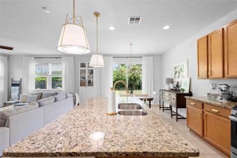 House in DeLand, Florida 5 bedrooms, 230.03 sq.m. № 1904851 - photo 14
