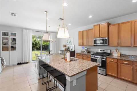House in DeLand, Florida 5 bedrooms, 230.03 sq.m. № 1904851 - photo 10