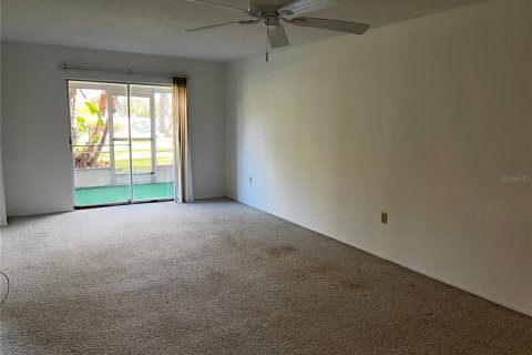 Condo in Bradenton, Florida, 2 bedrooms  № 2108118 - photo 19
