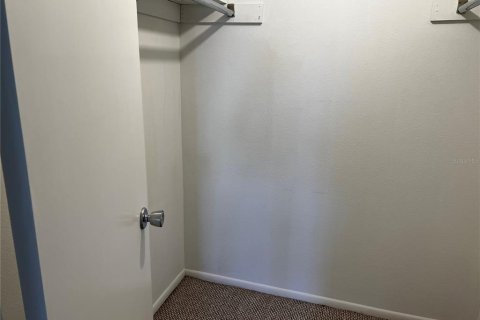 Condo in Bradenton, Florida, 2 bedrooms  № 2108118 - photo 8