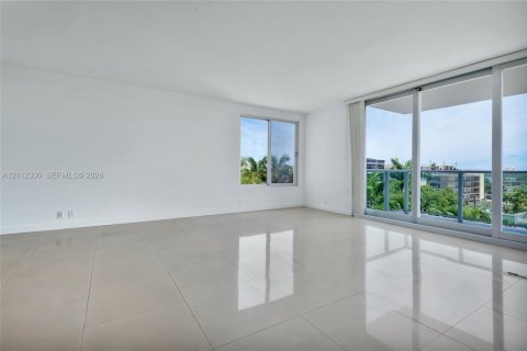 Copropriété à vendre à Miami Beach, Floride: 1 chambre, 89.37 m2 № 2432528 - photo 9