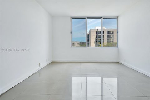 Copropriété à vendre à Miami Beach, Floride: 1 chambre, 89.37 m2 № 2432528 - photo 13