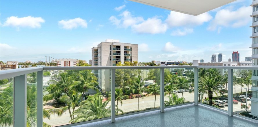 Condo à Miami Beach, Floride, 1 chambre  № 2432528