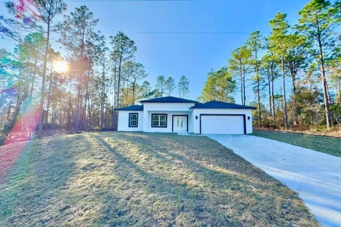 House in Citrus Springs, Florida 3 bedrooms, 142.05 sq.m. № 1535444 - photo 2