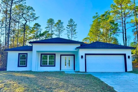 House in Citrus Springs, Florida 3 bedrooms, 142.05 sq.m. № 1535444 - photo 1