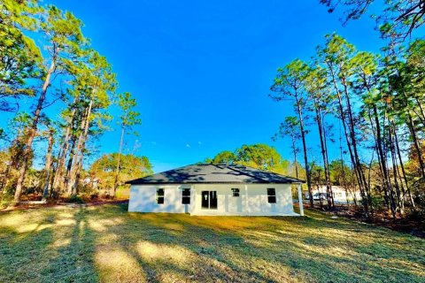 House in Citrus Springs, Florida 3 bedrooms, 142.05 sq.m. № 1535444 - photo 7