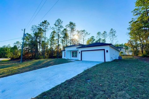 House in Citrus Springs, Florida 3 bedrooms, 142.05 sq.m. № 1535444 - photo 3