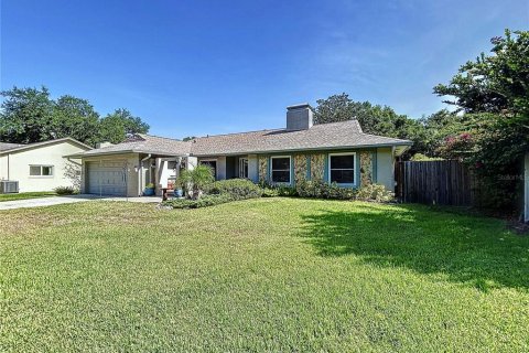 House in Tampa, Florida 4 bedrooms, 168.62 sq.m. № 1870473 - photo 13