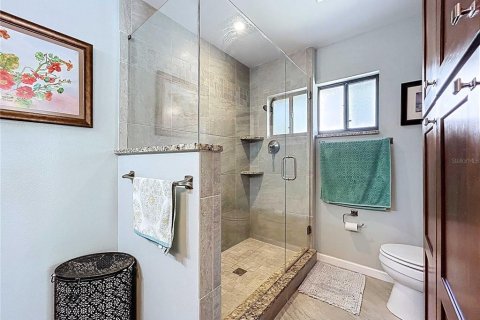 House in Tampa, Florida 4 bedrooms, 168.62 sq.m. № 1870473 - photo 9