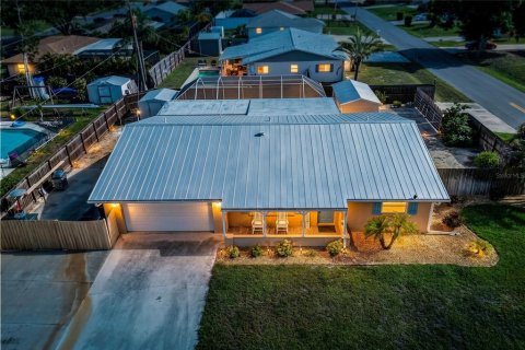 House in Venice, Florida 3 bedrooms, 147.16 sq.m. № 2151629 - photo 3