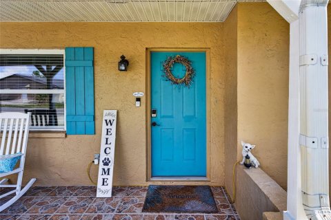 House in Venice, Florida 3 bedrooms, 147.16 sq.m. № 2151629 - photo 15
