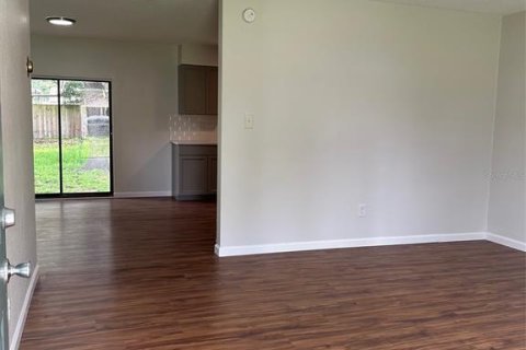 Casa en alquiler en Ocala, Florida, 3 dormitorios, 130.06 m2 № 1913638 - foto 2