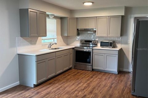 Casa en alquiler en Ocala, Florida, 3 dormitorios, 130.06 m2 № 1913638 - foto 4