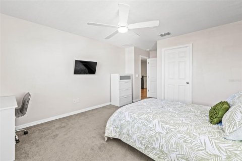 House in Wimauma, Florida 5 bedrooms, 331.29 sq.m. № 1725545 - photo 29