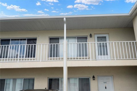 Copropriété à vendre à Punta Gorda, Floride: 2 chambres, 97.18 m2 № 2148573 - photo 7