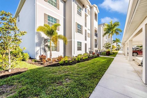 Condominio en Venice, Florida, 2 dormitorios № 2123073