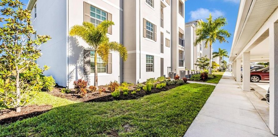 Condominio en Venice, Florida, 2 dormitorios  № 2123073