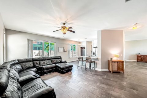 Villa ou maison à vendre à Boca Raton, Floride: 4 chambres, 248.23 m2 № 2394774 - photo 6