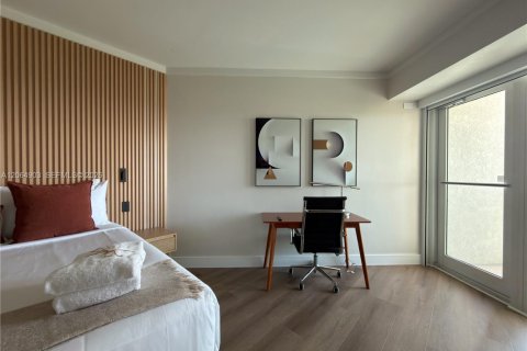 Condo in Miami, Florida, 1 bedroom  № 2279213 - photo 4