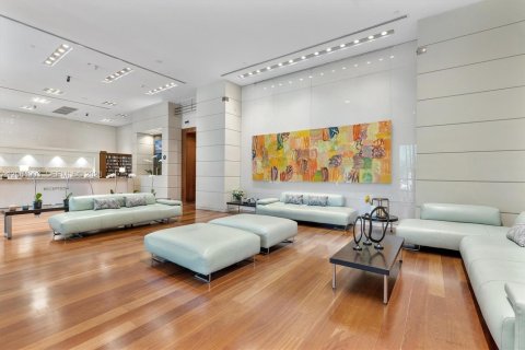 Condo in Miami, Florida, 1 bedroom  № 2279213 - photo 16