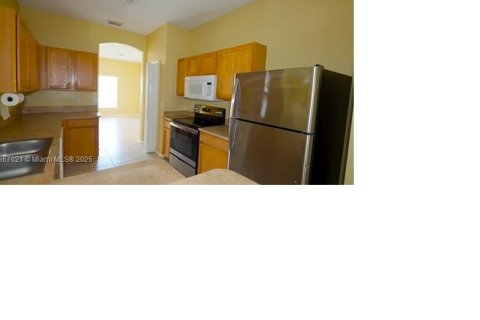 Villa ou maison à louer à Vero Beach, Floride: 4 chambres, 218.97 m2 № 1896624 - photo 6