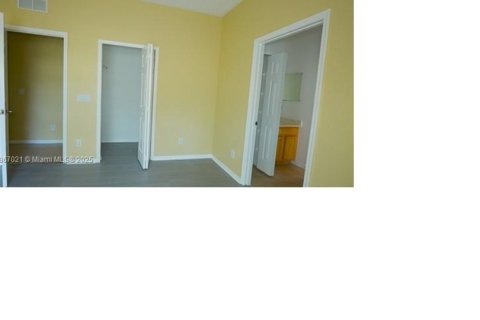 Villa ou maison à louer à Vero Beach, Floride: 4 chambres, 218.97 m2 № 1896624 - photo 11