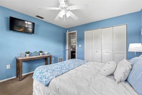 Villa ou maison à vendre à Palm Harbor, Floride: 2 chambres, 137.68 m2 № 2399419 - photo 21