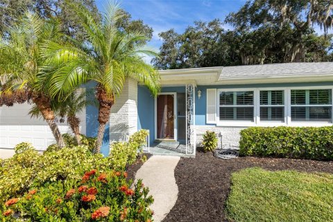 Villa ou maison à vendre à Palm Harbor, Floride: 2 chambres, 137.68 m2 № 2399419 - photo 3